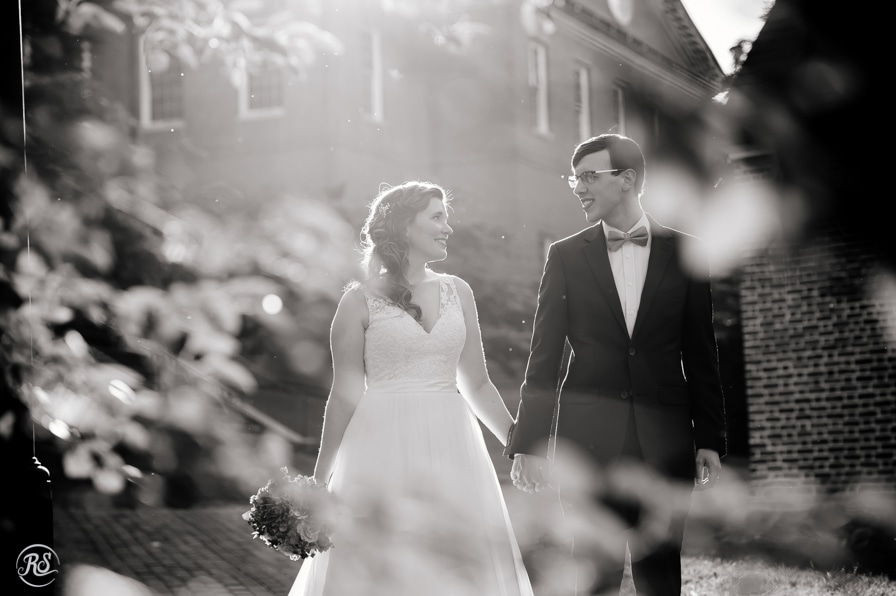 Stunning black and white photos of bride and Groom 