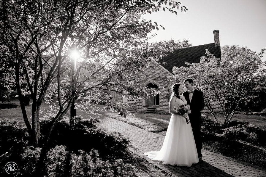 Timeless Black and White Wedding Photos
