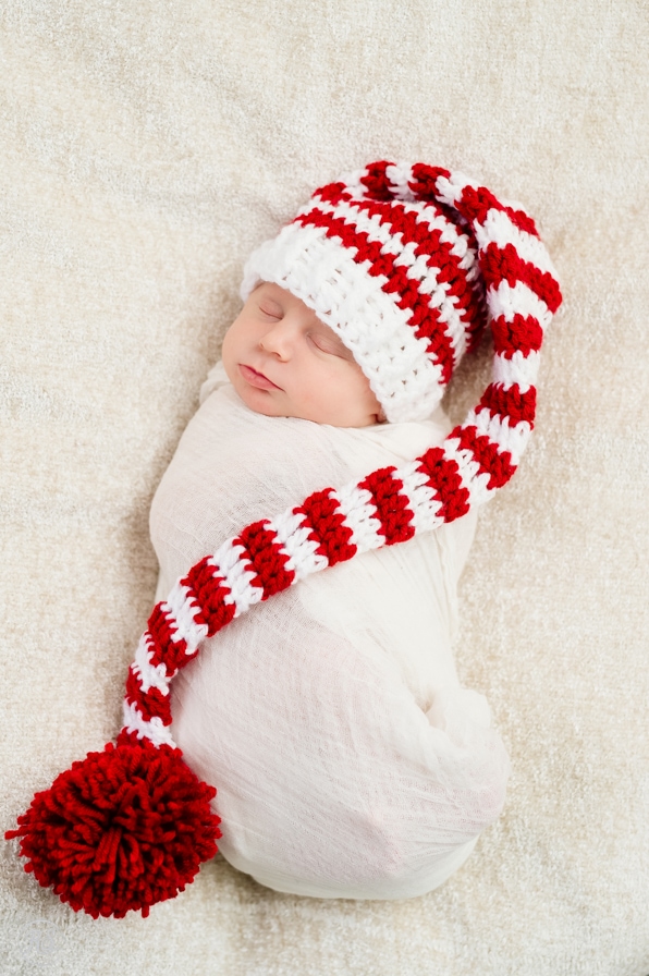 Newborn Christmas Baby. Newborn Elf Hat in red and White.