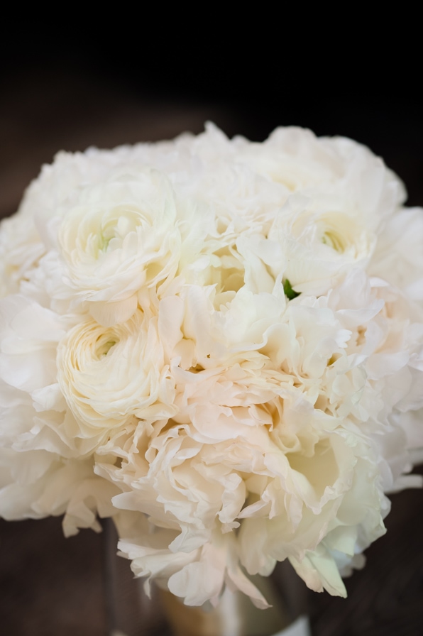 elegant ivory wedding florals