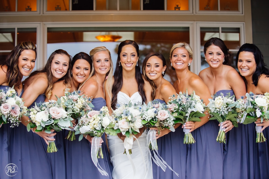 Bride with her bridesmaids 