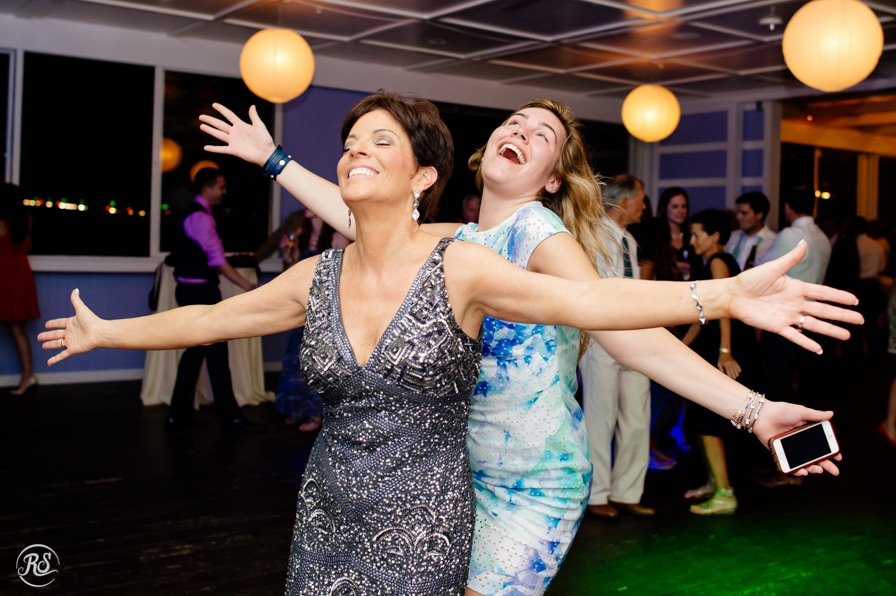Dance party 
