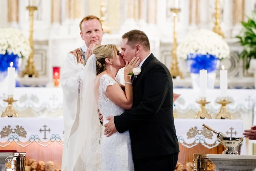 wedding ceremony kiss