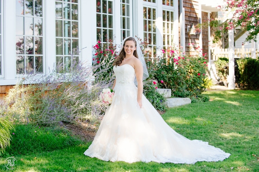 beautiful Chesapeake bride