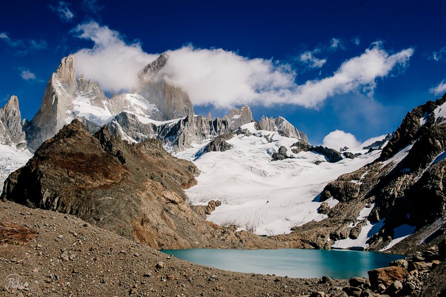 Mount Fitz Roy, Surreal Landscape, Deep Blue Water, Glaciers