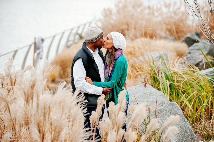 Winter session engagement session ideas amongst winter grasses