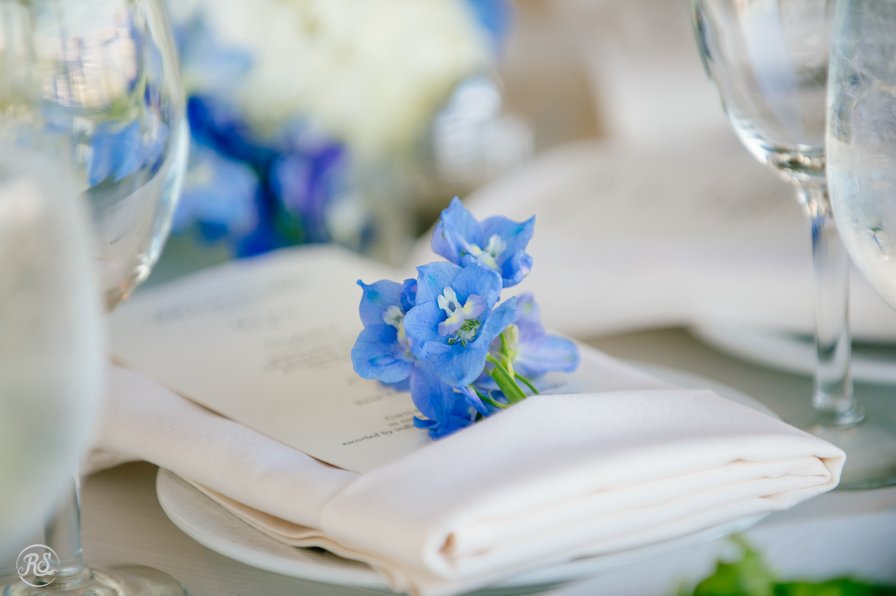 Blue flowers wedding table
